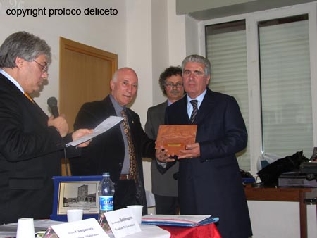 Premio Deliceto Settore Commercio a Giovanni Santacroce